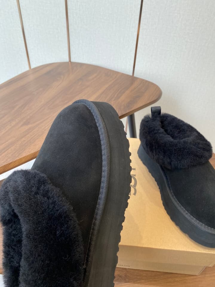 UGG Tazzler Sheep Wool Slippers – Autumn/Winter Collection in Black Suede