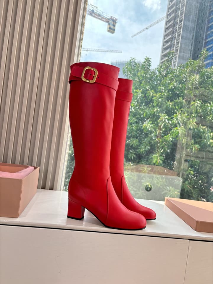 Miu Miu Chelsea Knee-High Boots – 25FW in Black