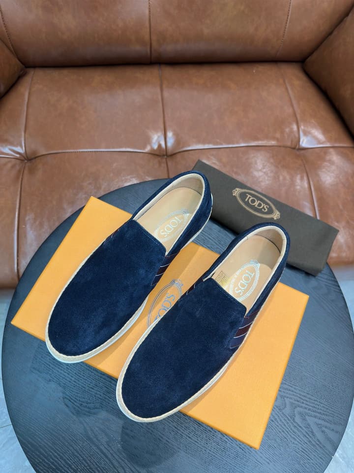 Tod's Suede Calfskin Loafers in Light Grey Suede