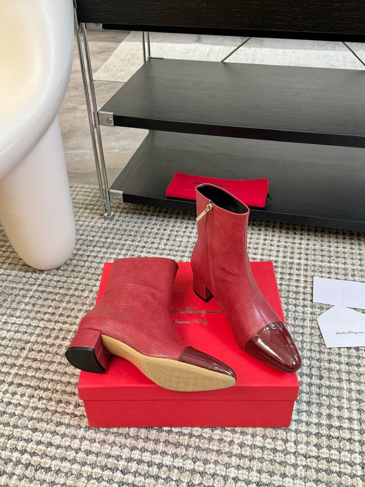 Ferragamo Pointed Toe Chunky Heel Ankle Boots – Autumn/Winter Collection in Black Patent