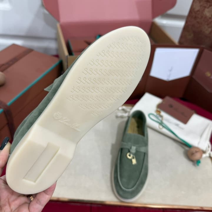 Loro Piana Summer Charms Walk Kids Moccasin Loafers – Kids Collection in Cream