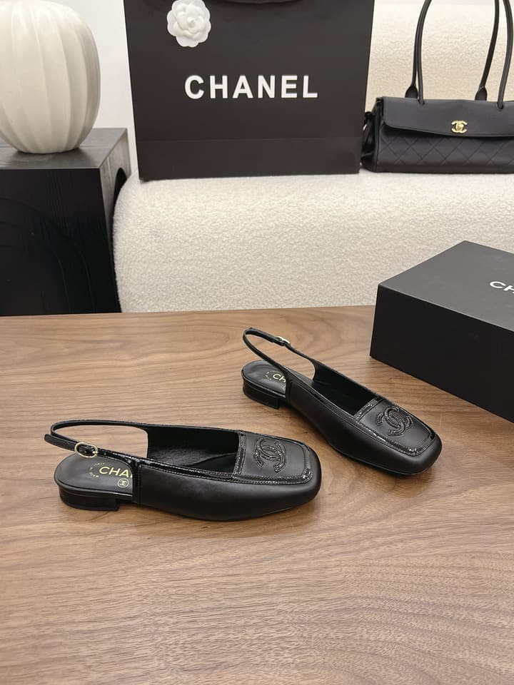 Chanel Leather Flats – 2026