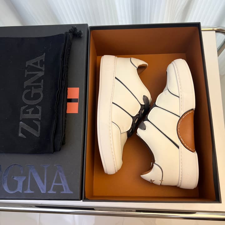 Zegna TIZIANO Calfskin Low-Top Sneakers in Black With White Sole