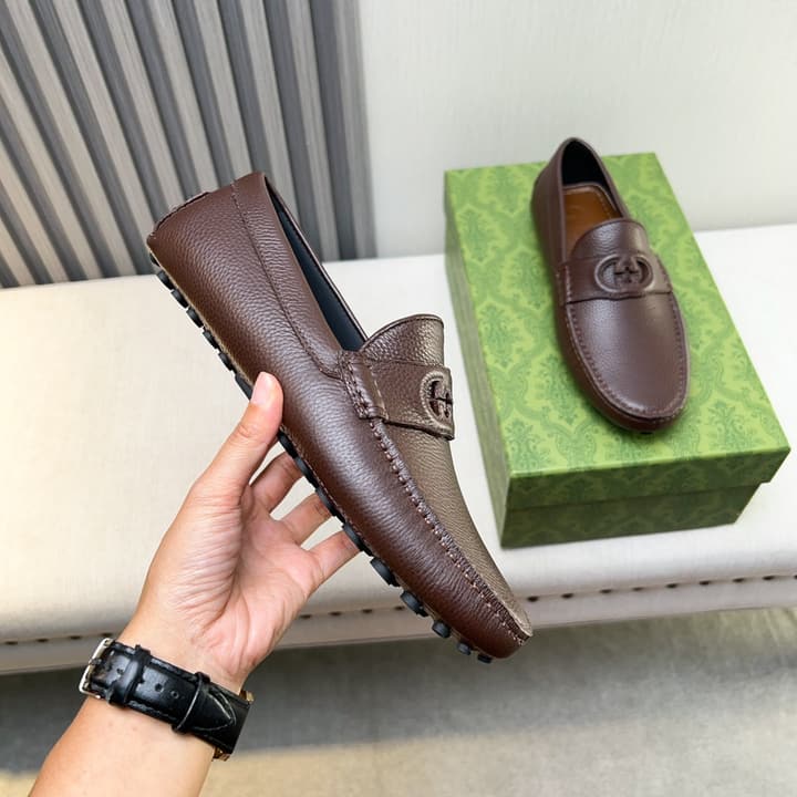 Gucci Premium Leather Loafers in Black Embossed Leather