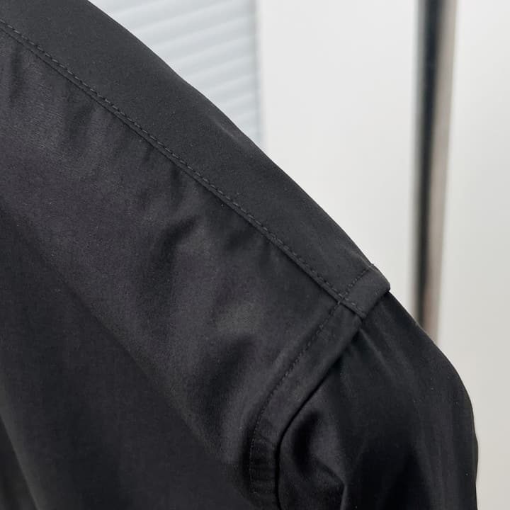Dior Classic Metal Bee Shirt in Black