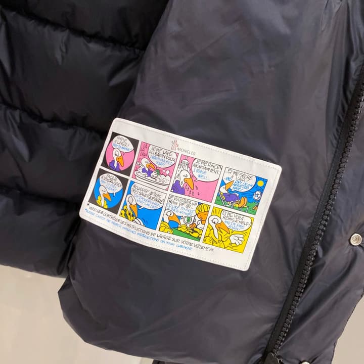 Moncler Goose Down Puffer Jacket – 2025FW in Dark Charcoal
