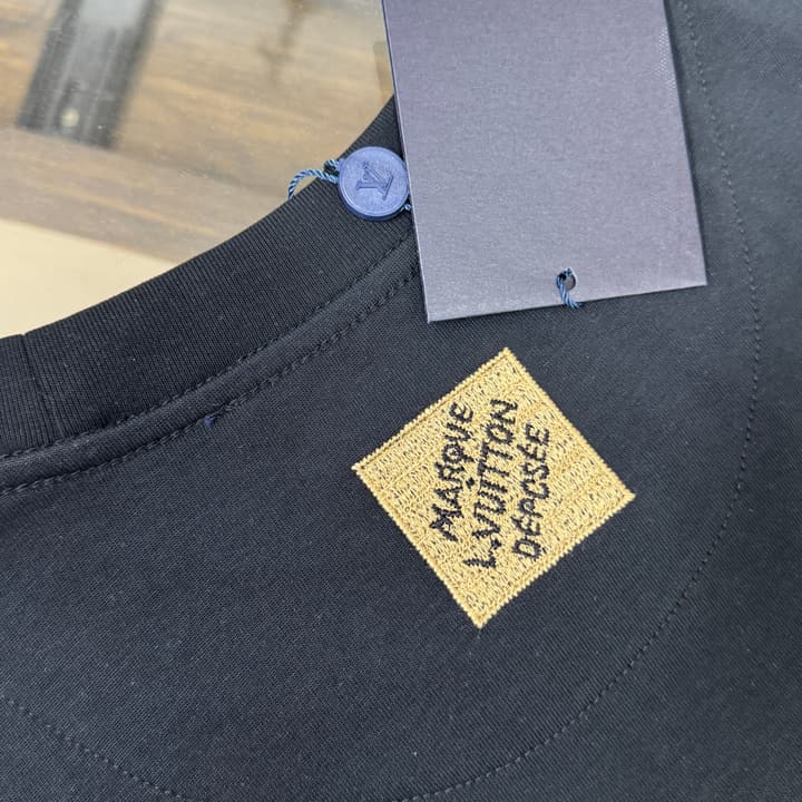 Louis Vuitton Oversized Crewneck T-Shirt – Summer Collection – 26SS in Apricot