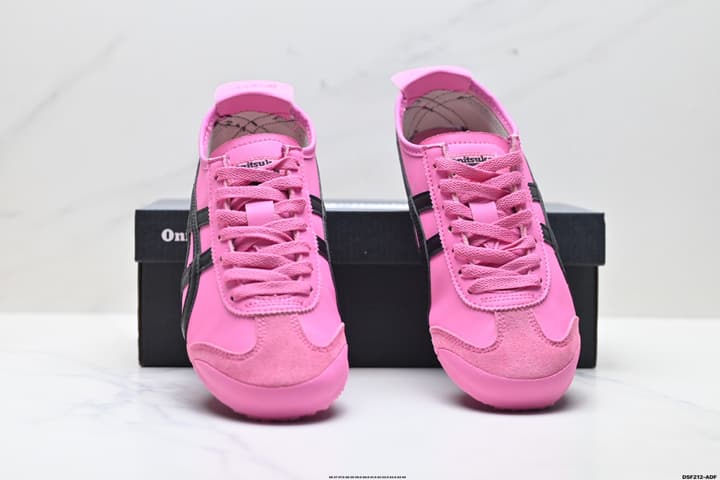 Onitsuka Tiger Mexico 66 NIPPON MADE Sneakers in Black With Pink Stripes