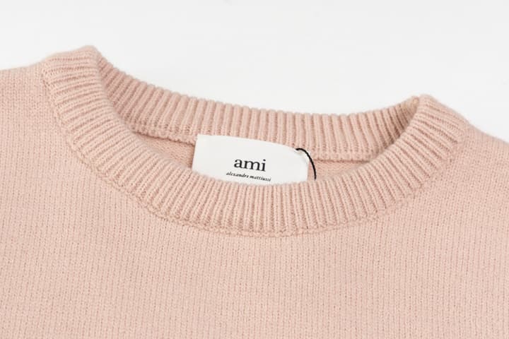 AMI Paris Classic Jacquard Heart Crewneck Sweater – 2025SS in Dusty Rose Pink