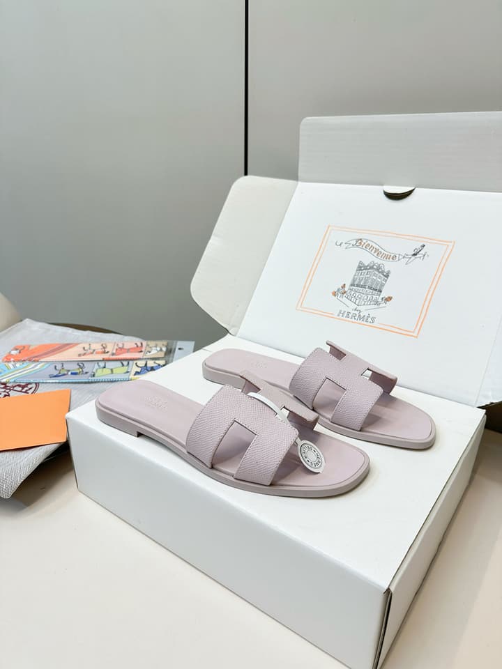 Hermès Palm Grain H-Slides in Bright Green