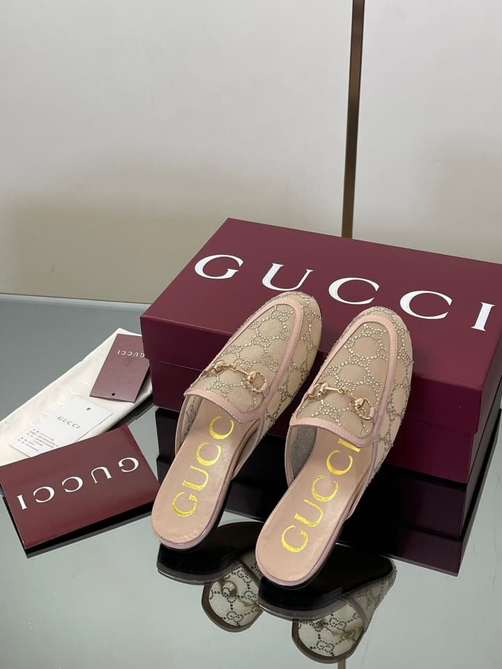 Gucci Crystal GG Patent Loafer Mules – 2025FW in Beige Crystal Gg