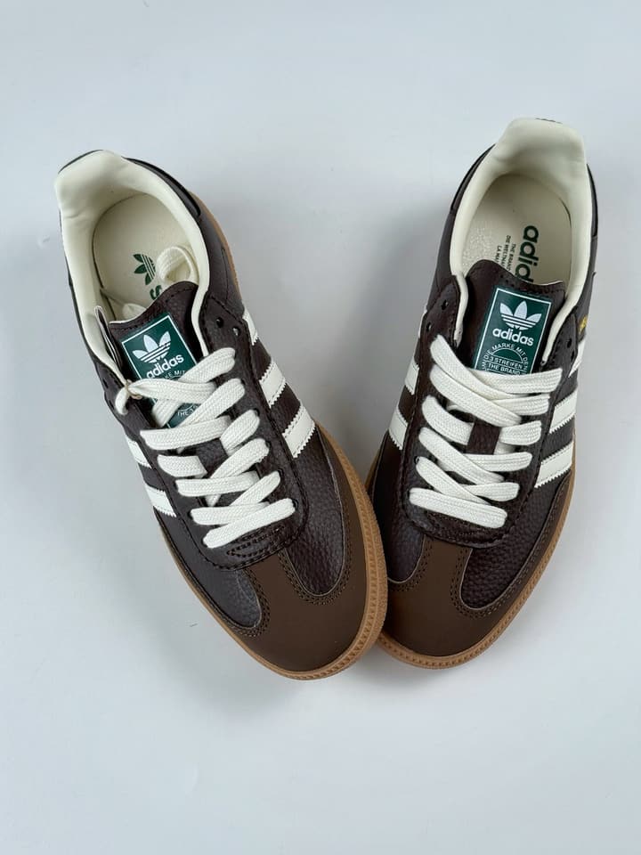 Adidas Samba Handball Spezial OG Sneakers in Burgundy