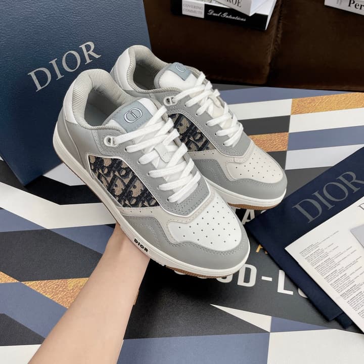 Dior Color-Block Leather Sneakers in Light Gray/white With Oblique Panel