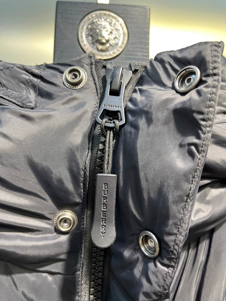 Burberry Detachable Sleeve Hooded Down Jacket