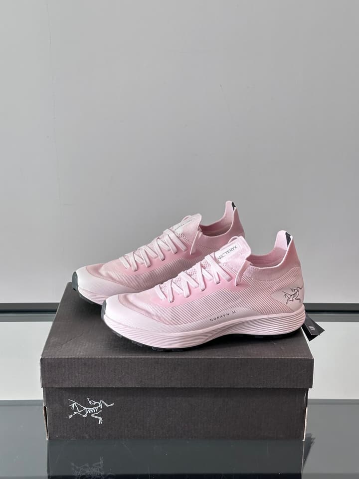 Arc'teryx Norvan SL 3 Trail Running Shoes in Light Pink