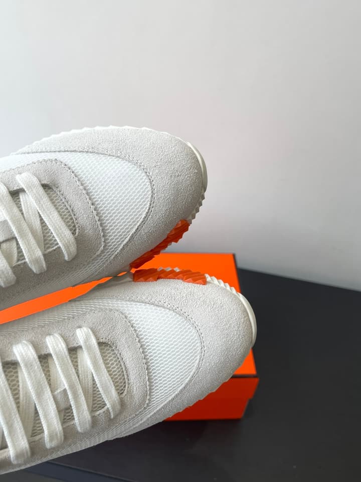 Hermès Classic Couple's Casual Sneakers in Black