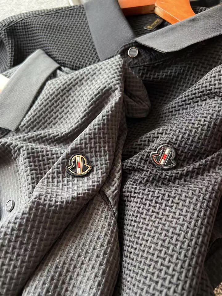 Moncler Seamless Polo Shirt – 2024 Collection in Gold