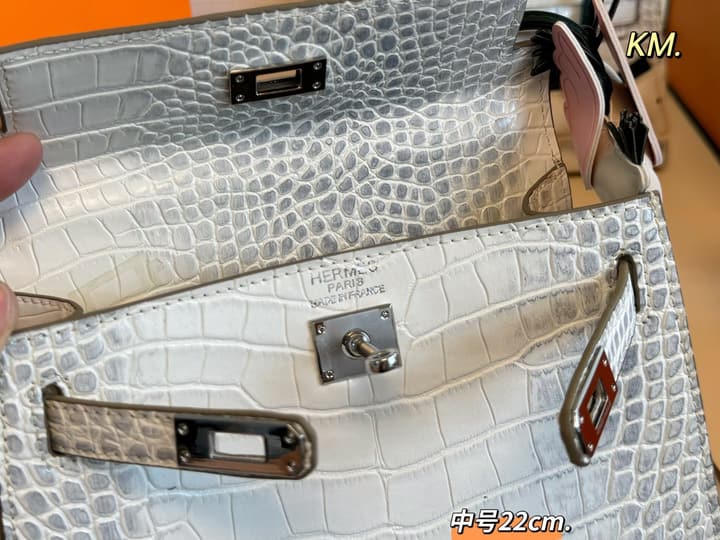 Hermès Crocodile Embossed Silver Kelly Bag