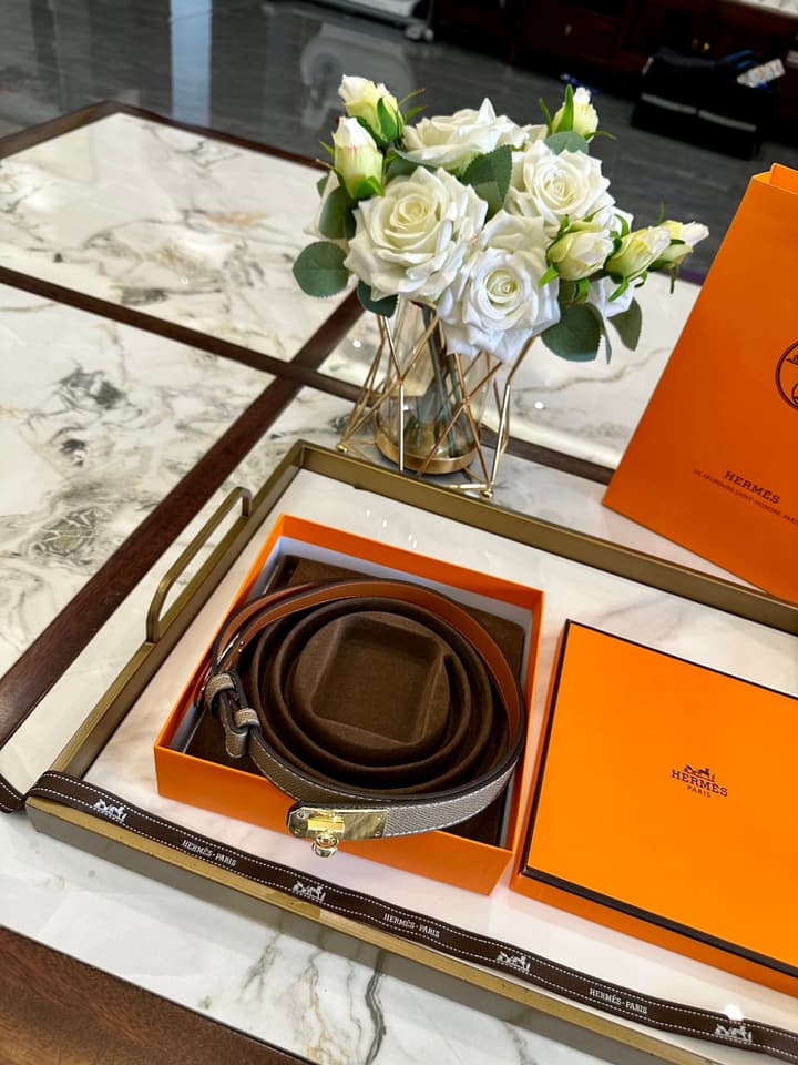 Hermès Slim Leather Belt – 2.0cm in Black With Silver Buckle