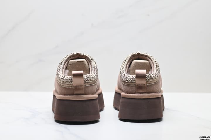 UGG Tazz Slip-On Snow Boots in Chestnut Suede With Red Trim