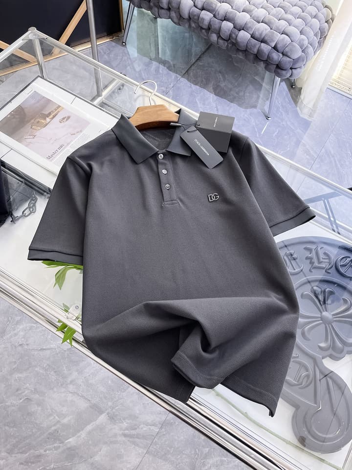 Dolce & Gabbana Minimalist Piqué Polo Shirt – Spring/Summer Collection – 2026 in Black Patch Logo