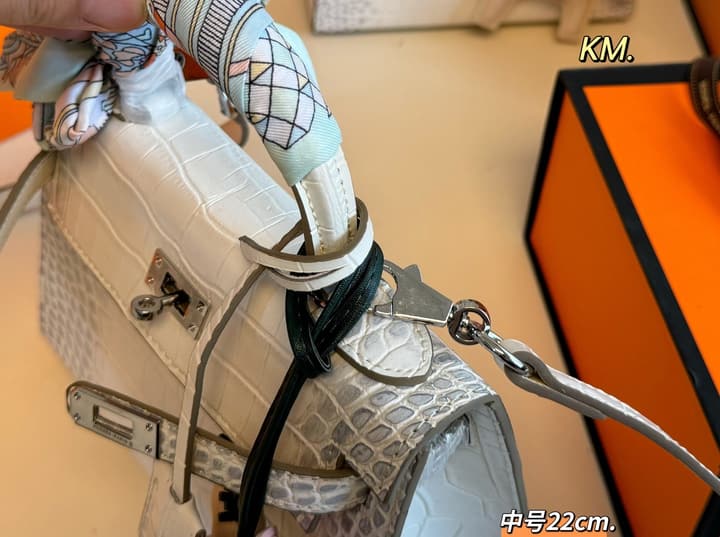 Hermès Crocodile Embossed Silver Kelly Bag