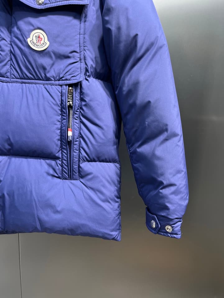 Moncler Unisex Down Jacket in Gold