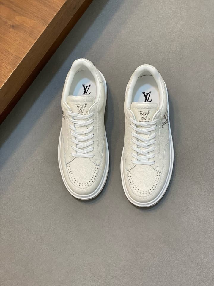 Louis Vuitton Calfskin Breathable Loafers in Black