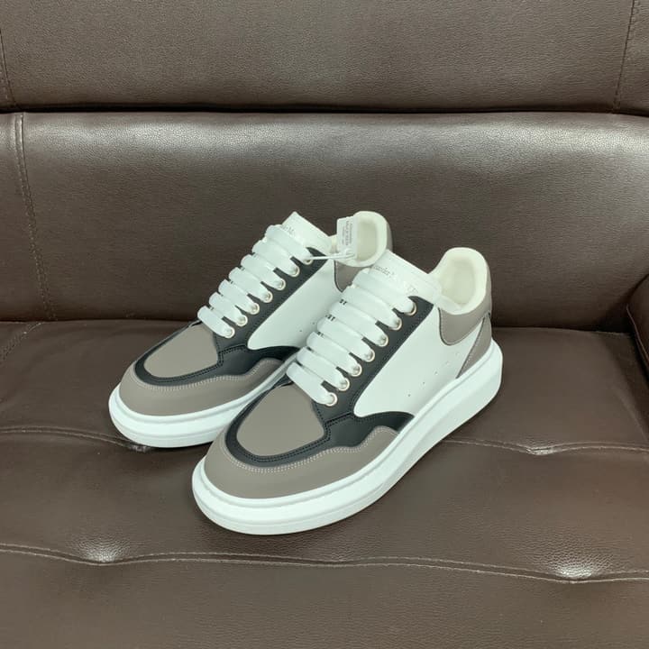 Alexander McQueen Unisex Sneakers in White And Grey Paneled