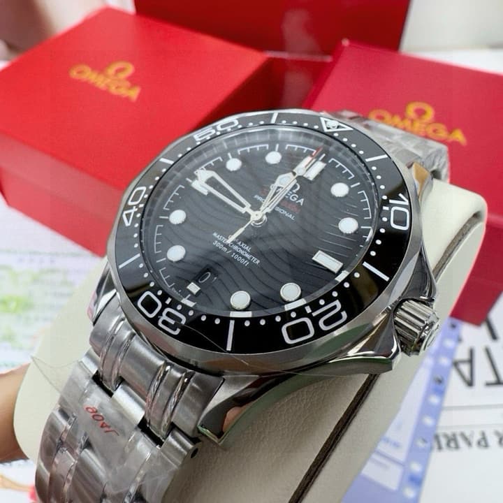 Omega Seamaster Aqua Terra Mechanical Watch in Aqua