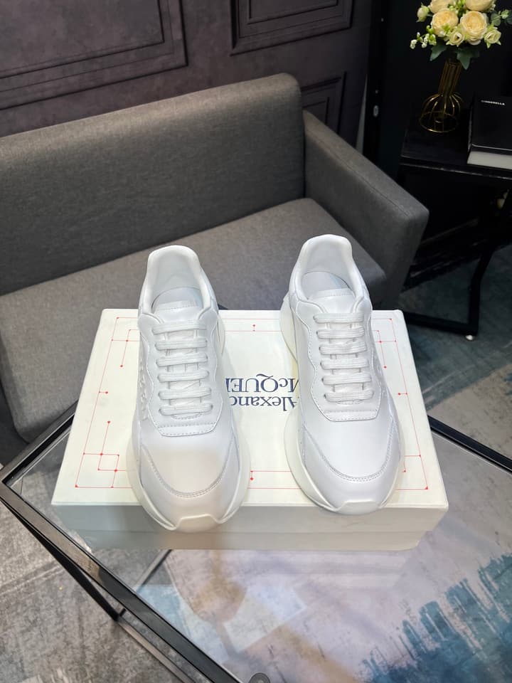 Alexander McQueen White Silk Leather Platform Sneakers in Black