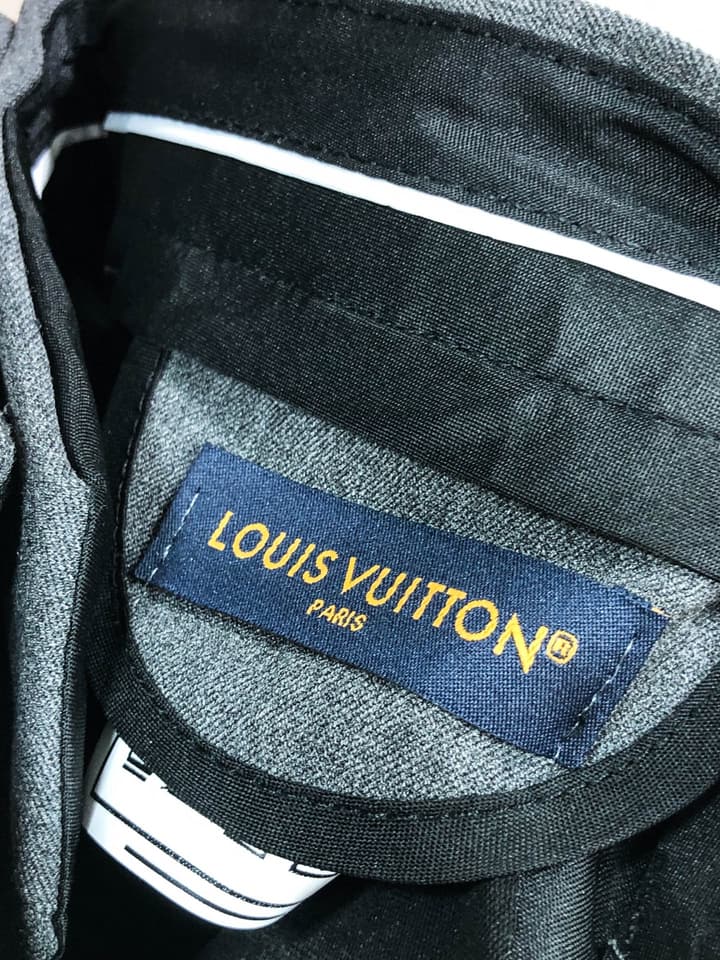Louis Vuitton Men's Slim Fit Blend Suit Set – Autumn/Winter Collection in Dark Gray