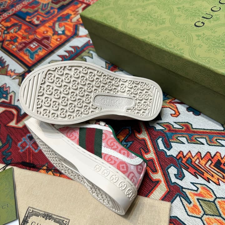 Gucci Kids Footwear – Kids Collection in Beige Plaid Slip-on