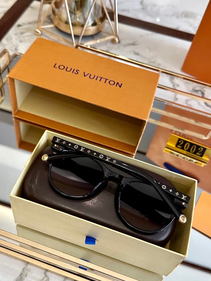 Louis Vuitton Polarized Acetate Sunglasses
