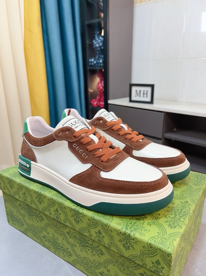 Gucci New Season Casual Fashion Sneakers in Black With Web Stripe