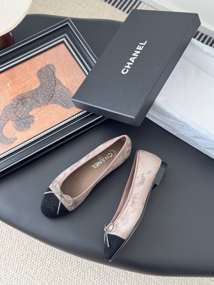 Chanel Classic Round Toe Ballet Flats in Dusty Rose With Bow