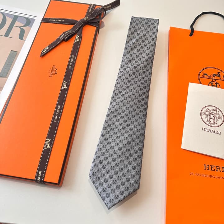 Hermès Men's 'Good Luck' New Collection Tie in Brown