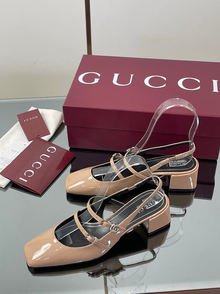 Gucci Crystal Double G Slingback Pumps – 2025 Fall Collection in Burgundy Red