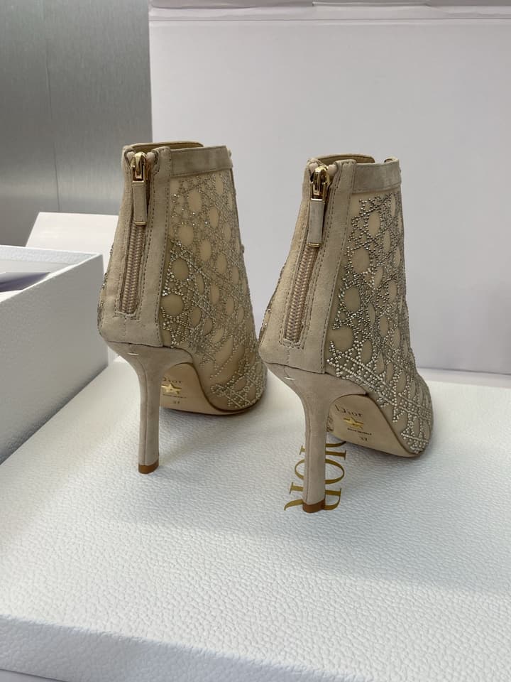 Dior CD-Capture Crystal High-Heel Ankle Boots – 2025 Spring/Summer Runway in Champagne Crystal Mesh