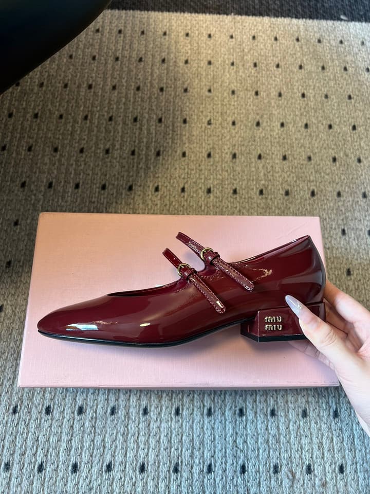 Miu Miu Pointed Toe Mary Jane Block Heels in Patent Black