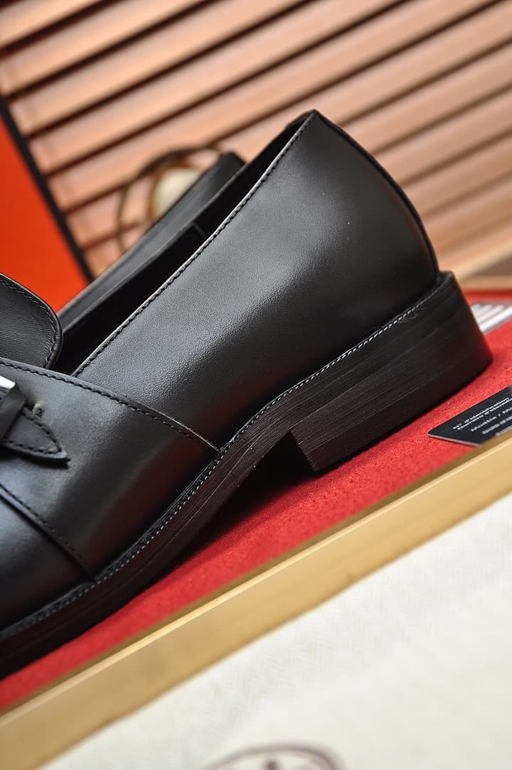 Hermès Leather Driving Shoes in Black
