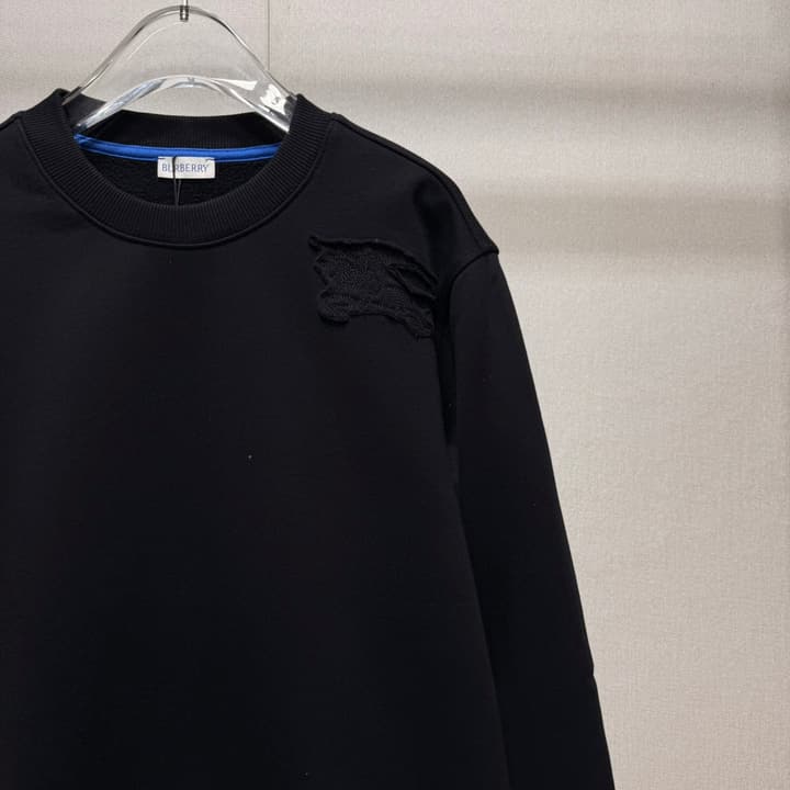 Burberry Patch Equestrian Knight Pullover Sweatshirt – 24FW in Classic Black
