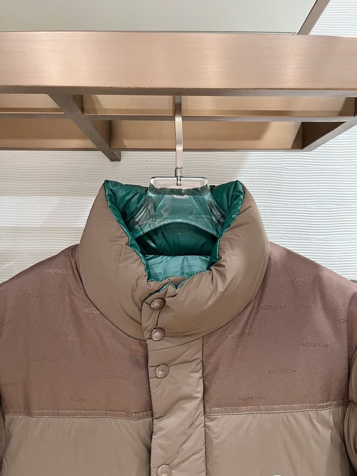 Moncler Designer Puffer Jacket – 2025 Collection in Black Puffer Jacket