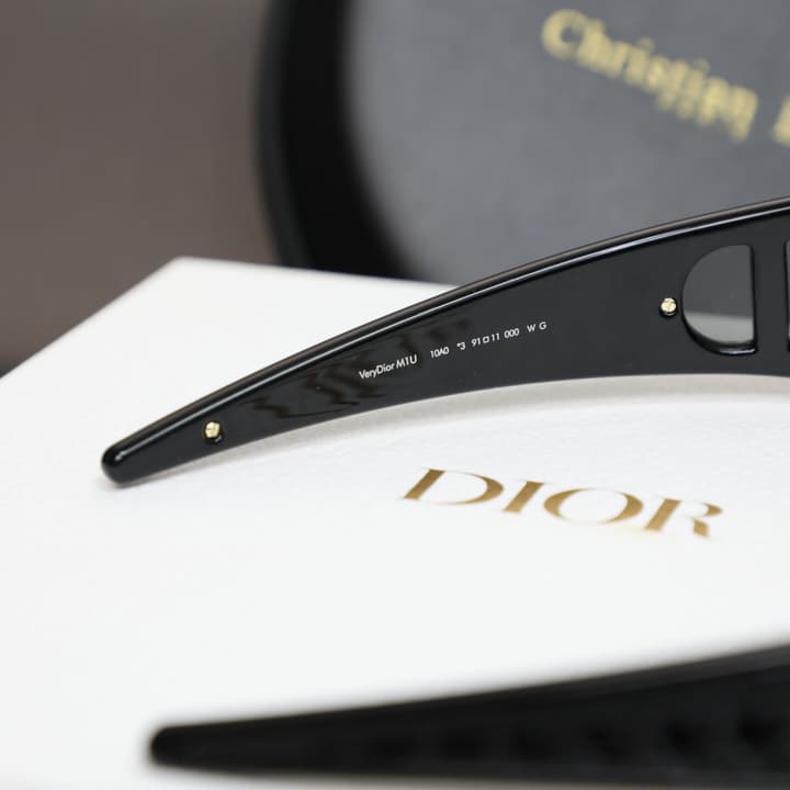 Dior VeryDior M1U Headband Sunglasses in Black