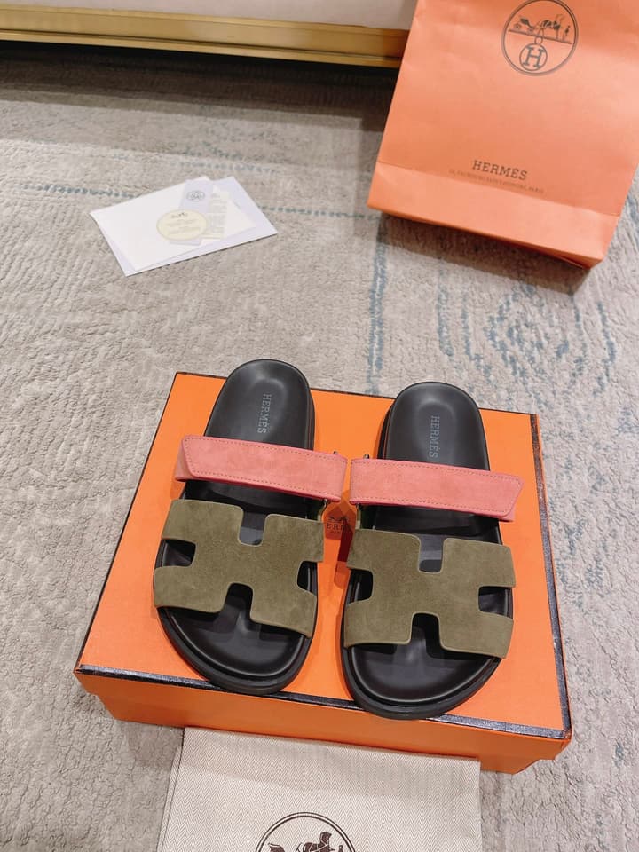 Hermès Chypre Leather Slides – 2023SS