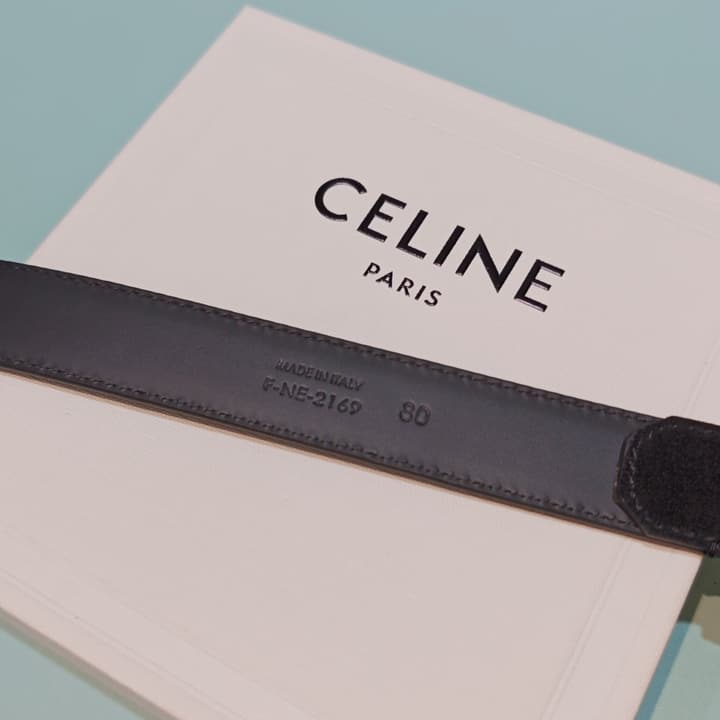 Celine 2.5cm Reversible Cowhide Belt in Classic Black