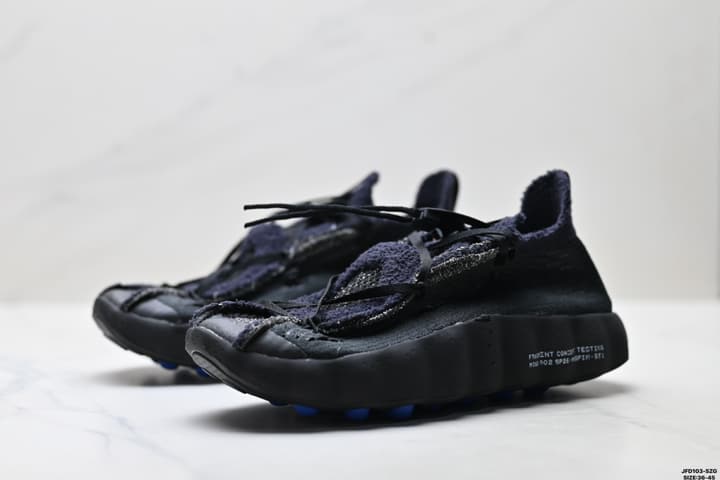 Nike Mind 002 Tech Training Shoes