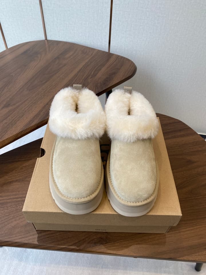 UGG Tazzler Sheep Wool Slippers – Autumn/Winter Collection in Black Suede