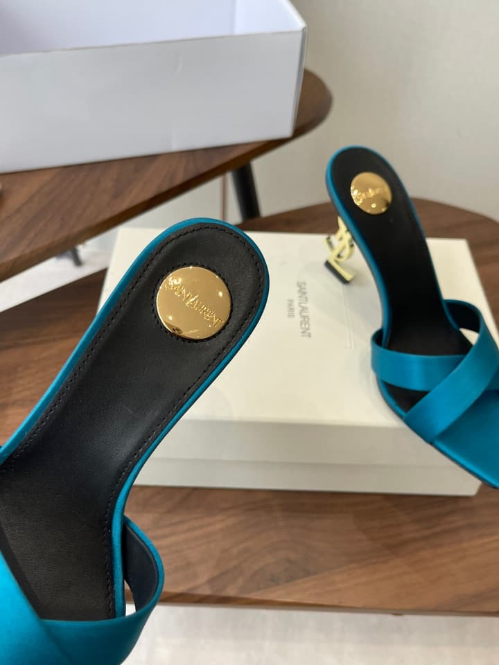 Saint Laurent Opyum Satin Heeled Mules – Early Spring Collection – 26S in Champagne Gold