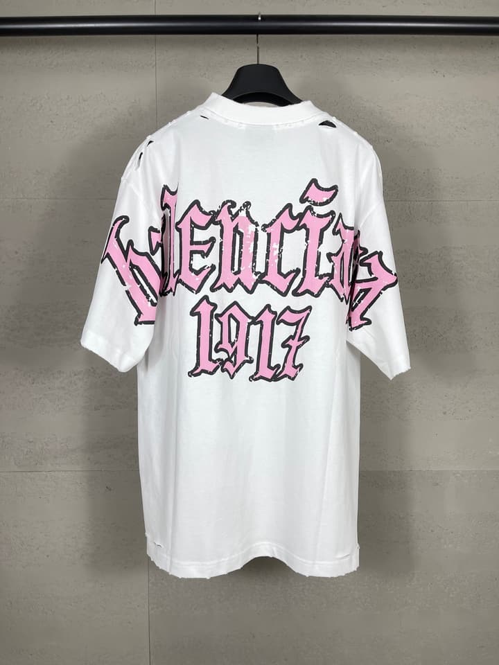 Balenciaga Paris Art Print Distressed T-Shirt – 25SS in Black